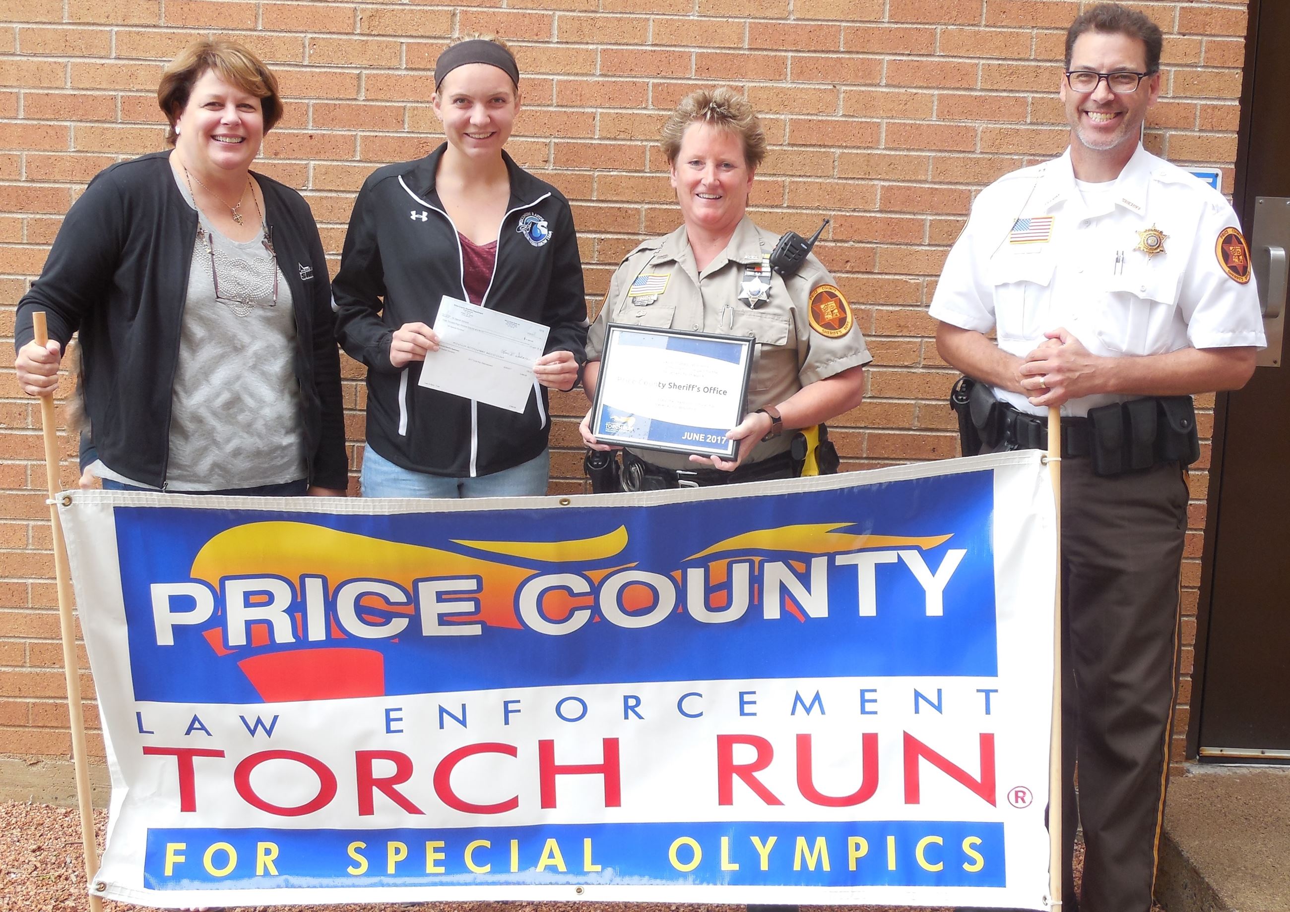 Torch Run 2017 donation 001